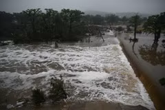 Lũ lụt tại Kerrville, Texas, Mỹ, ngày 5/7. (Ảnh: U.S. Coast Guard/TTXVN)