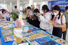 Ngày Sách và Văn hóa đọc lần thứ 5 năm 2026 nhằm tôn vinh giá trị của sách và thúc đẩy phong trào đọc trong cộng đồng. (Ảnh: Hồng Hiếu/TTXVN)