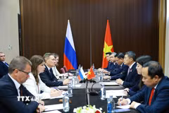 Thủ tướng Lê Minh Hưng tiếp ông Alexey Likhachev, Tổng Giám đốc Tập đoàn Năng lượng Nguyên tử Quốc gia Liên bang Nga (Rosatom). (Ảnh: Dương Giang/TTXVN)