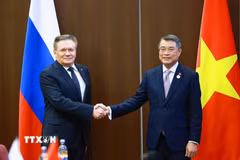 Thủ tướng Lê Minh Hưng tiếp ông Alexey Likhachev, Tổng Giám đốc Tập đoàn Năng lượng Nguyên tử Quốc gia Liên bang Nga (Rosatom). (Ảnh: Dương Giang/TTXVN)