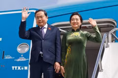 Lễ đón Chủ tịch Quốc hội Trần Thanh Mẫn và Phu nhân tại sân bay Istanbul, thành phố Istanbul, Thổ Nhĩ Kỳ. (Ảnh: Doãn Tấn/TTXVN)