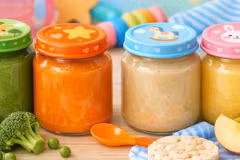Kết quả xét nghiệm cho thấy các sản phẩm bị can thiệp đều chứa thuốc diệt chuột và đều được thu hồi trước khi đến tay người sử dụng. (Nguồn: Mezha)