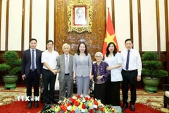 Phó Chủ tịch nước Võ Thị Ánh Xuân và các đại biểu dự buổi tiếp. (Ảnh: Phương Hoa/TTXVN)