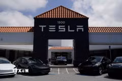 Đại lý của Tesla ở California, Mỹ. (Ảnh: THX/TTXVN)