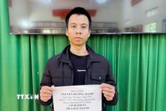 Đối tượng Nguyễn Đường Mạnh là chủ mưu, trực tiếp tổ chức, môi giới, lôi kéo công dân Việt Nam xuất cảnh trái phép sang Campuchia. (Ảnh: TTXVN phát)