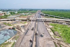 Cao tốc Biên Hòa-Vũng Tàu đang được xây dựng. (Ảnh: Công Phong/TTXVN)