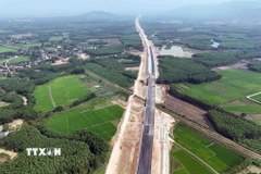 Một đoạn cao tốc Bắc-Nam phía Đông. (Ảnh: Hữu Quyết/TTXVN)