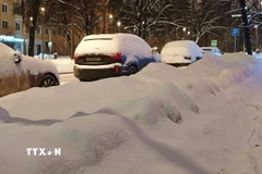 Bão tuyết lịch sử tại Moskva, Nga. (Ảnh: Tâm Hằng/TTXVN)