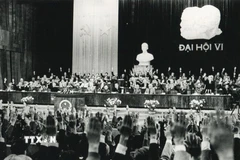 Đại hội Đảng lần thứ VI mở đầu công cuộc đổi mới, khơi dậy và phát huy sức mạnh, tiềm năng để đưa đất nước tiến lên. (Ảnh: TTXVN)