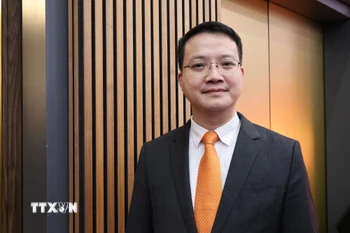 Giáo sư, Tiến sỹ Đặng Hoàng Linh, Tham thán Công sứ Đại sứ quán Việt Nam tại Cộng hòa Liên bang Đức. (Ảnh: Thu Hằng/TTTXVN)