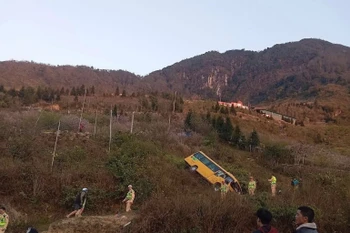 Hiện trường vụ tai nạn. (Nguồn: Facebook Ninh Bình 24h Online)