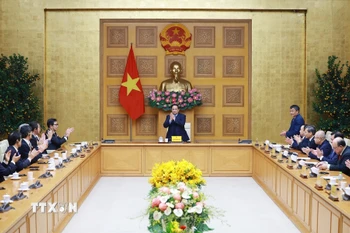 Thủ tướng Phạm Minh Chính tiếp Đoàn các tổ chức, doanh nghiệp của Nhật Bản. (Ảnh: Dương Giang/TTXVN)