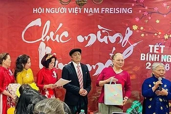 Những thành viên sáng lập Hội từ những ngày đầu. (Nguồn: TTXVN)