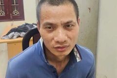 Bắt nghi phạm mang chai xăng vào ngân hàng uy hiếp nhân viên