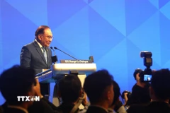 Thủ tướng Malaysia Anwar Ibrahim phát biểu tại phiên đặc biệt. (Ảnh: Tất Đạt/TTXVN)