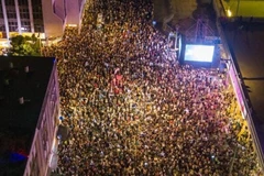 Đoàn người tham dự lễ tưởng niệm 30 năm ngày Thủ tướng Yitzhak Rabin bị ám sát. (Nguồn: Times of Israel)