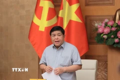 Phó Thủ tướng Nguyễn Chí Dũng phát biểu. (Ảnh: An Đăng/TTXVN)