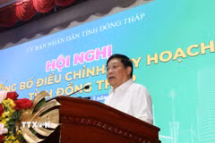 Ông Phạm Thành Ngại, Chủ tịch Ủy ban Nhân dân tỉnh Đồng Tháp, phát biểu. (Ảnh: Hồng Thái/TTXVN)
