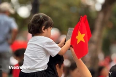 80 năm Quốc khánh: Đáng yêu hình ảnh các bé háo hức xem hợp luyện A80 