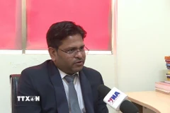 Tiến sỹ Manish Kumar Singh trả lời phỏng vấn phóng viên TTXVN tại New Delhi. (Ảnh: Ngọc Thúy/TTXVN)