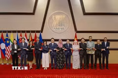 Các đại biểu tại cuộc họp Ủy ban chung ASEAN-Trung Quốc lần thứ 27. (Ảnh minh họa: TTXVN phát)