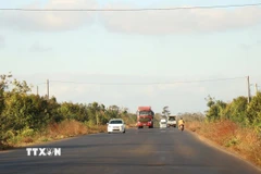 Dự án đầu tư xây dựng đường Hồ Chí Minh đoạn tránh phía Đông thành phố Buôn Ma Thuột (tỉnh Đắk Lắk). (Ảnh: Tuấn Anh/TTXVN)