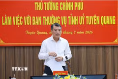 Thủ tướng Lê Minh Hưng làm việc với Ban Thường vụ Tỉnh ủy Tuyên Quang. (Ảnh: Dương Giang/TTXVN)