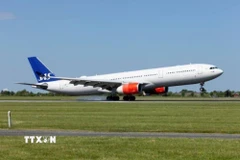 "Gã khổng lồ" hàng không Canada ngừng hoạt động do tiếp viên đình công