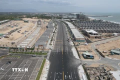 Tuyến đường ven biển DT994 sẽ là điểm đầu kết nối với cao tốc Hồ Tràm-sân bay Long Thành. (Ảnh: Hoàng Nhị/ TTXVN).