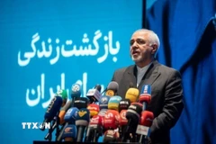 (Tư liệu) Ông Mohammad Javad Zarif phát biểu tại thủ đô Tehran, Iran. (Ảnh: Getty Images/TTXVN)