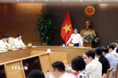 Phó Thủ tướng Bùi Thanh Sơn, Trưởng Ban Chỉ đạo Lễ mở ký Công ước của Liên hợp quốc về chống tội phạm mạng chủ trì cuộc họp. (Ảnh: An Đăng/TTXVN) 