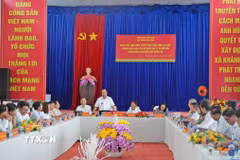 Phó Chủ tịch Ủy ban Nhân dân tỉnh Cà Mau Nguyễn Minh Luân phát biểu tại buổi làm việc. (Ảnh: Huỳnh Anh/TTXVN)