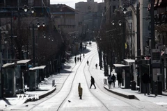 Đường phố ở Jerusalem ngày 28/2/2026. (Ảnh: THX/TTXVN)