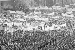 Nhìn lại trang sử hào hùng của dân tộc: Tổng tiến công và nổi dậy Xuân 1975