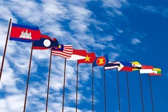 Quốc kỳ các quốc gia ASEAN.