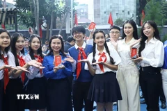 Bồi dưỡng thanh niên trở thành lực lượng kế cận xuất sắc của Đảng. (Ảnh: Hạnh Quyên/TTXVN)