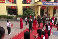 Thái Nguyên: Đại tướng Phan Văn Giang thăm và chúc mừng năm học mới trường Lương Ngọc Quyến