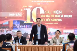 Thực hiện chỉ đạo của Bộ Văn hóa, Thể thao và Du lịch, Báo Văn Hóa tổ chức Họp báo bình chọn 10 sự kiện Văn hóa, Thể thao và Du lịch tiêu biểu năm 2025. (Ảnh: Trần Huấn)