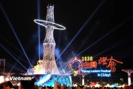 Trung Quốc: Nghệ thuật sắp đặt, trình diễn ánh sáng hòa quyện trong Lễ hội Đèn lồng Đài Loan