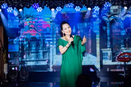 Thượng tá, Nghệ sỹ Ưu tú Thanh Tâm là gương mặt khả ái của dòng nhạc cách mạng Việt Nam. (Ảnh: NVCC)