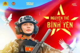 Ca sỹ Duyên Quỳnh hóa thân thành học viên Công an nhân dân. (Ảnh: BTC)