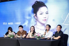 Album lần này của ca sỹ Nguyễn Ngọc Anh được nhạc sỹ Hồ Hoài Anh truyền cảm hứng. (Ảnh: Mạnh Nguyễn/Vietnam+)