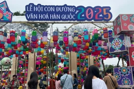 Đến Lễ hội Con đường văn hóa Hàn Quốc 2025 tại Hà Nội tìm hiểu về'xứ kimchi'