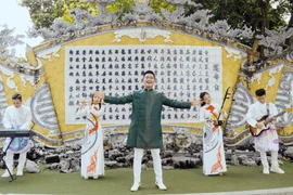 Giọng ca baritone Dương Minh Quý từng đoạt giải Vàng tại Liên hoan Nghệ thuật châu Á-Thái Bình Dương. (Ảnh: CTV/Vietnam+)