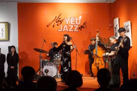 Quỳnh Phạm được mệnh danh là The Jazz Lady – một trong những giọng hát Jazz hiếm hoi tại Hà Nội. (Ảnh: PV/Vietnam+)