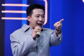 Chương trình truyền hình “A.I là ai?” do Trấn Thành cầm trịch. (Ảnh: FPT Play)