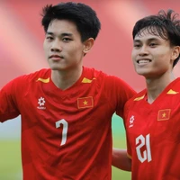 Đình Bắc (số 7) tiếp tục là niềm hy vọng lớn nhất trên hàng công của Đội tuyển U22 Việt Nam. (Ảnh: TTXVN)