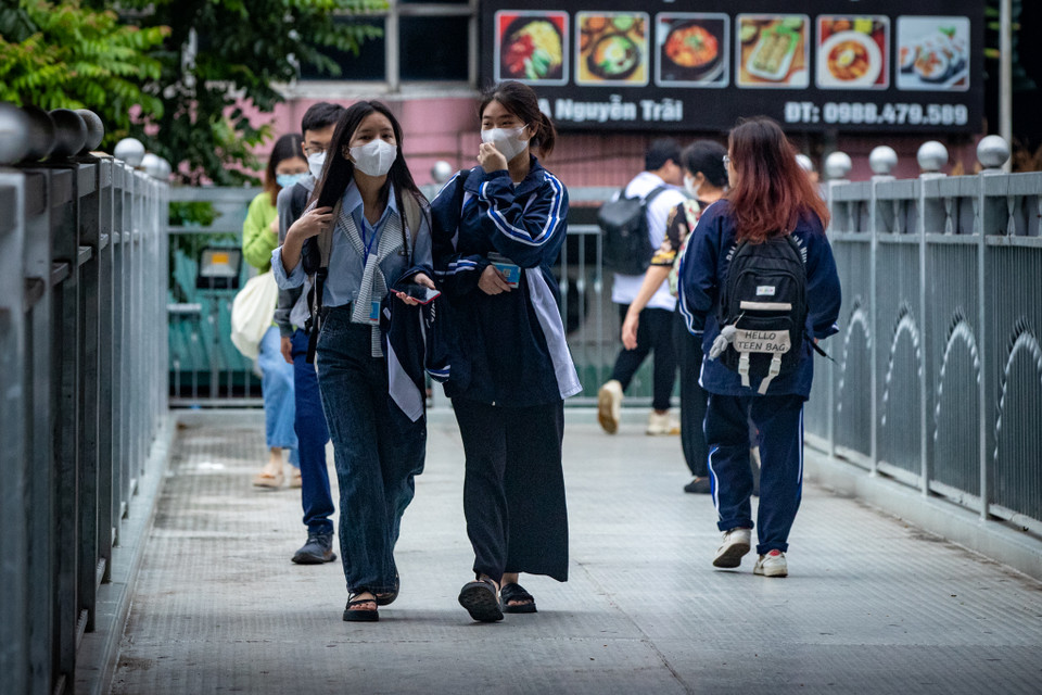 Theo Trung tâm Dự báo Khí tượng Thủy văn Quốc gia, thời kỳ đầu mùa Đông năm 2023-2024, không khí lạnh có khả năng hoạt động yếu. Nhiệt độ trung bình phổ biến cao hơn từ 0,5-1,5 độ C so với trung bình nhiều năm. (Ảnh: Hoài Nam/Vietnam+)