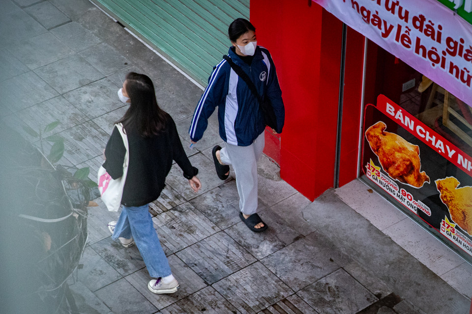 Tuy nhiên theo dự báo, thời tiết lạnh kèm theo mưa chỉ xuất hiện vào đêm và đầu giờ sáng, ban ngày không mưa. (Ảnh: Hoài Nam/Vietnam+)