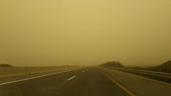 Bão cát ở Đảo Cyprus (Nguồn: Twitter)